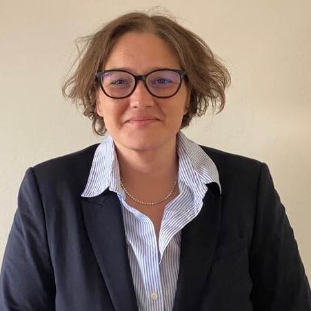 Mr. Ramona Grimbergen