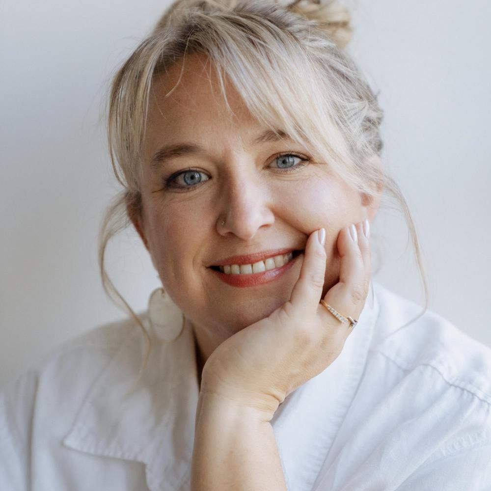 Sonia  Jager